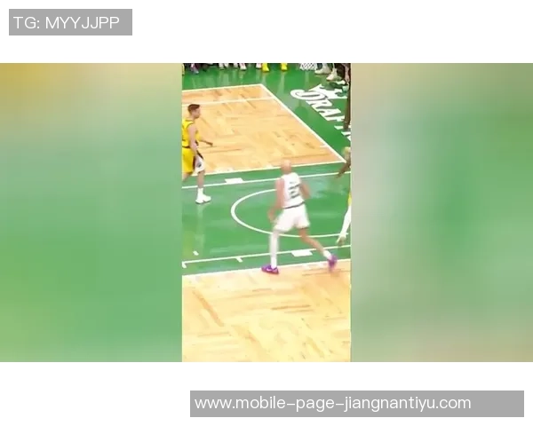 普理查德谈对手联防策略我们将把握空位果断投三分 普理查德谈对手联防策略我们将把握空位果断投三分