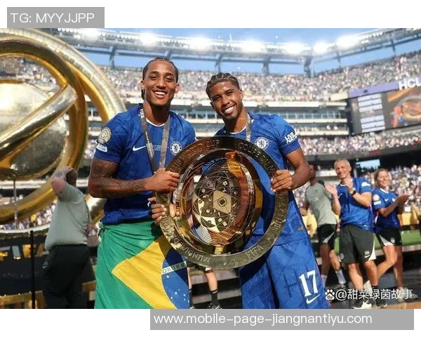 马马杜萨尔重返切尔西队友赠球衣庆祝他赢得非洲杯冠军 马马杜萨尔重返切尔西队友赠球衣庆祝他赢得非洲杯冠军